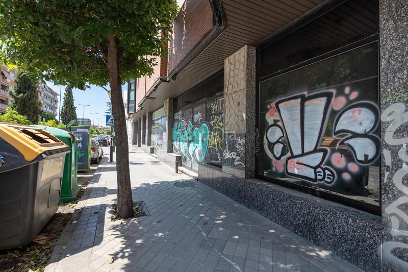 Foto 002938e3-ee50-4bbb-8578-ded3056cce45. Geschäftsraum in Rosaleda - Juventud Granada