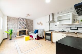 Casa a Calle garcia lorca 6. Encantadora casa en venta en peligros