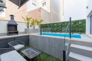 Casa adossada a Calle de francisco ayala 6. Vivienda moderna en venta en el padul