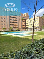Rent Flat in Campus de la Salud. Fabuloso apartamento en zona pts!!