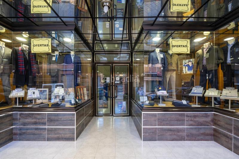 Foto 80cf03f6-2718-4972-892b-16bfda503550. Local comercial en Barrio de Zaidín Granada