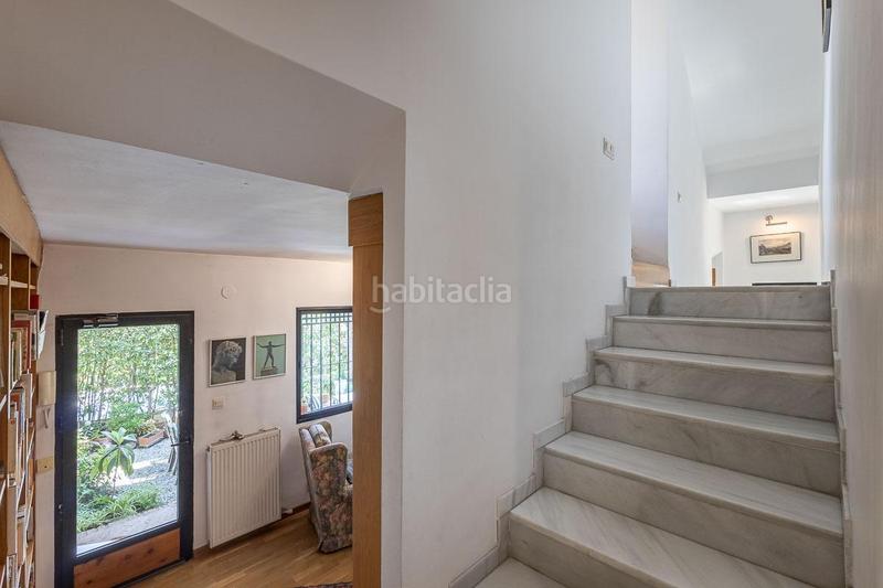 Foto 5505ab51-0b0b-4a87-a2ca-4637c5c4bc93. Casa amb calefacció aparcament a Bola de Oro Granada