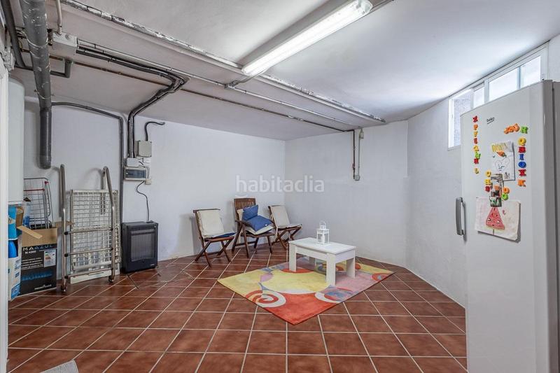 Foto 077d8eb0-a368-432d-955f-d59a1202885c. Casa aparellada amb calefacció aparcament piscina a Granada