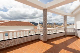 Casa adossada a Lecrín. Vivienda unifamiliar con encanto en murchas  valle de lecrín