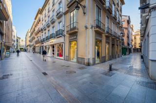 Local commercial à Calle alhondiga 10. Oportunidad única de inversión! se vende edificio comercial comp