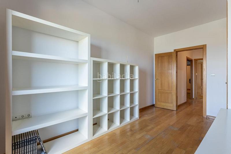 Foto b5d5c9e3-6c06-4da2-91f7-e0648240d5b1. Piso precioso piso a la entrada en Jun