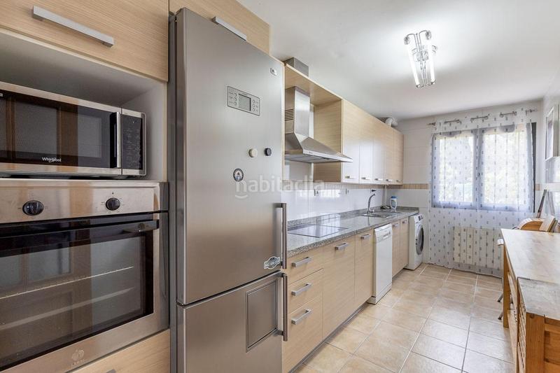 Foto f67136da-85a3-47ce-b592-ac3478619eb6. Piso precioso piso a la entrada en Jun