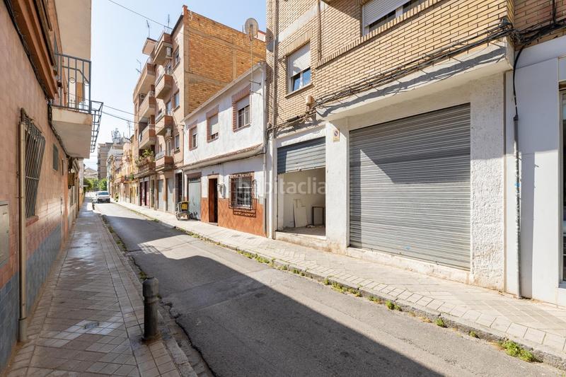 Foto 7abc6a3f-74ab-49e2-91f4-b10dbd918689. Local commercial dans calle monachil 29 dans Barrio de Zaidín Granada