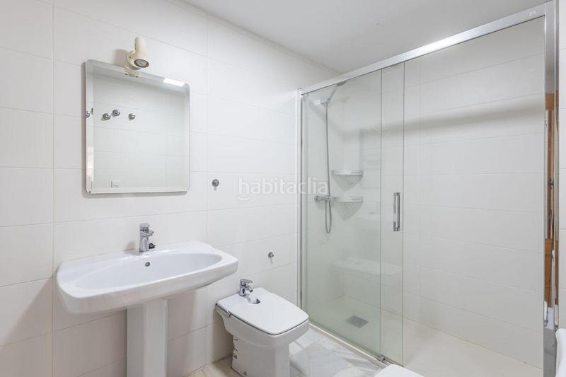 Foto 1132f61d-074d-4fcc-98fb-d4611ebb0803. Rent flat with parking in Centro - Sagrario Granada