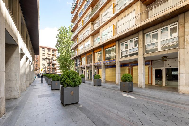 Foto 0e038f29-387d-42cd-a095-4355a8f2c91c. Lloguer local comercial a Centro - Sagrario Granada
