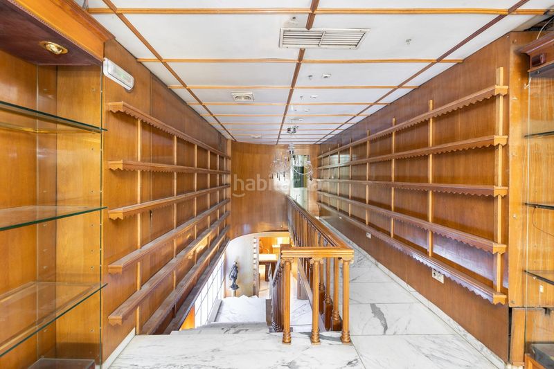 Foto ad9d2ea5-4ae6-431c-9771-58d47b8499d5. Lloguer local comercial a Centro - Sagrario Granada