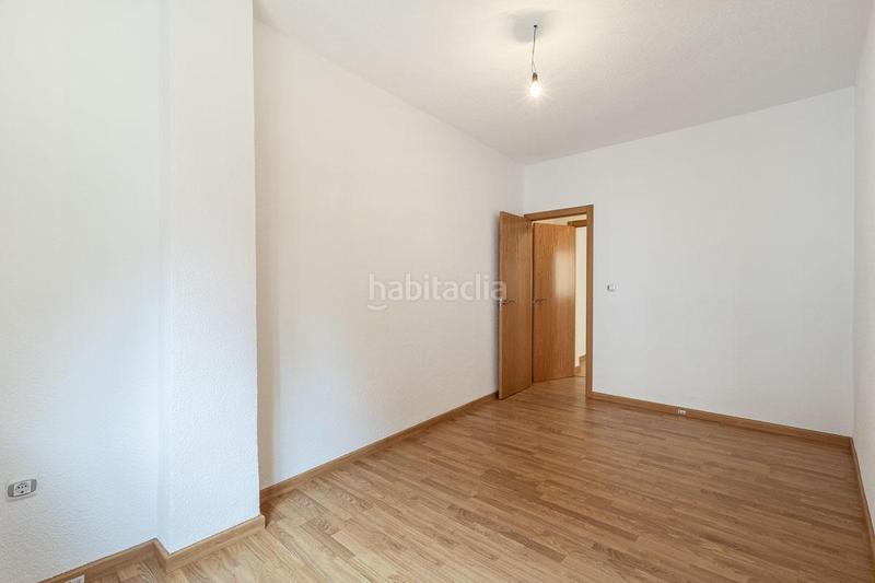 Foto 21f835a2-9e64-4b7c-bfcb-ece6c4a584c0. Piso  reformado con ascensor . en Motril ciudad Motril