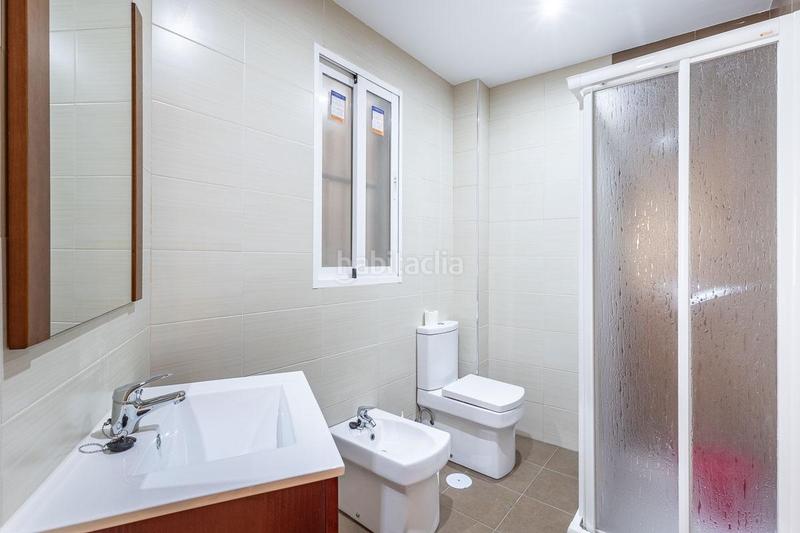 Foto 8207861d-e6d6-4a15-afa8-7763878770fe. Piso  reformado con ascensor . en Motril ciudad Motril