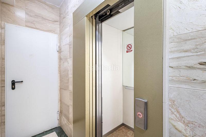 Foto b1331e3e-268a-4bb6-8b57-fcb2dd82216b. Piso  reformado con ascensor . en Motril ciudad Motril