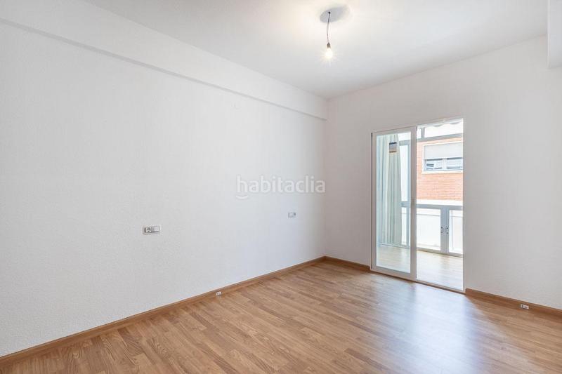 Foto f24debc9-dd23-4cb7-92dd-5991fc4a4aff. Piso  reformado con ascensor . en Motril ciudad Motril