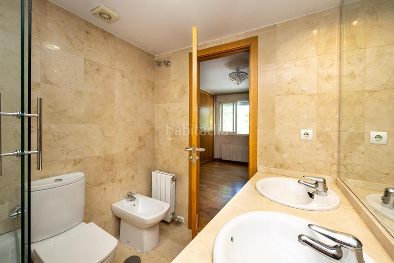 Foto 758beeb9-b919-4514-9228-f5514dd1fe83. Casa pareada espectacular unifamiliar en el serrallo en Granada