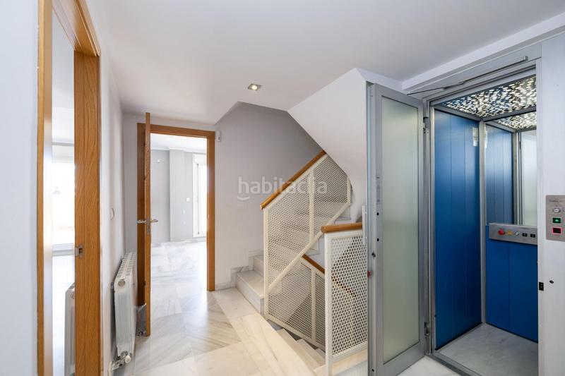 Foto cce3c956-9af0-4e0a-83b1-724975801cda. Casa pareada espectacular unifamiliar en el serrallo en Granada