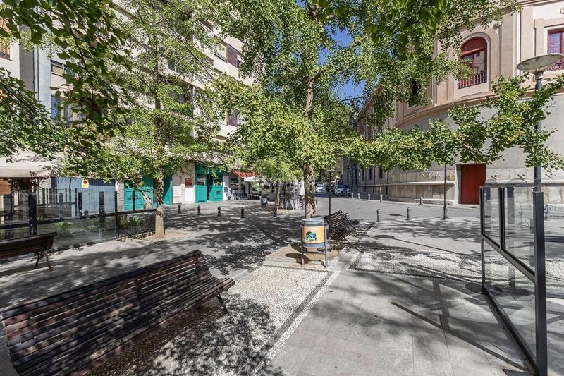Foto 861d0ecd-f67e-41f4-bb36-90e050abdfce. Alquiler local comercial  en plaza del campillo bajo en Granada