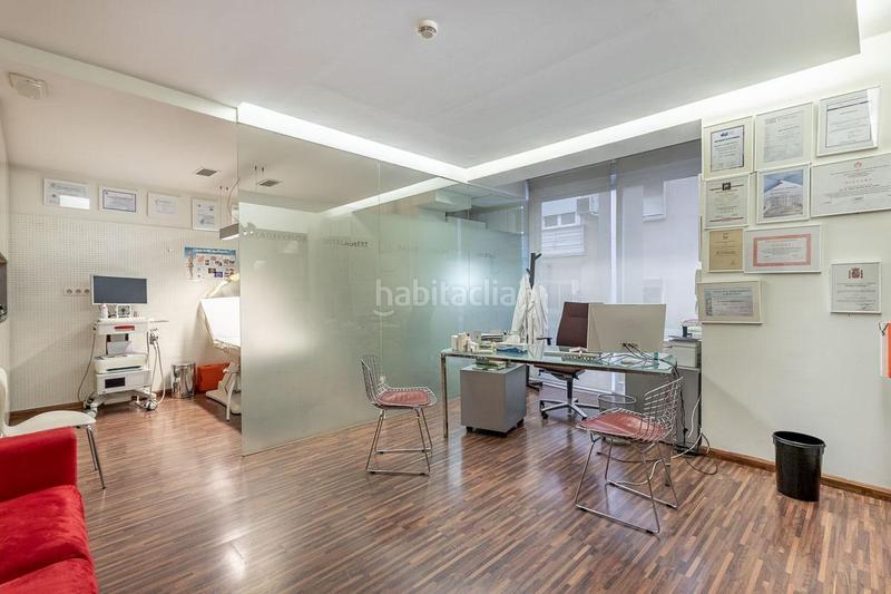 Foto 3d179396-8e5e-4d62-bb07-0b147ee758d8. Alquiler piso consulta en alquiler en avenida de la constitución en Granada