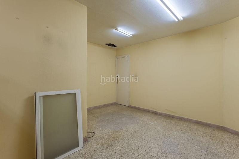 Foto 45139b0c-8be9-45a8-bc49-61ce0f400ff0. Rent business premise in Camino de Ronda Granada