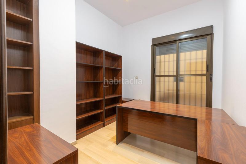 Foto 150b12b9-67c1-464b-ad0c-df9088c7aab9. Locale commerciale in calle ángel ganivet 13 in San Matías - Realejo Granada