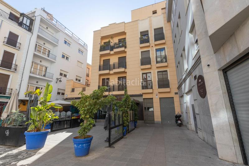 Foto ec6512e1-c50d-4de1-bc52-267ecaa212aa. Locale commerciale in calle ángel ganivet 13 in San Matías - Realejo Granada