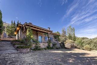Casa a Huétor de Santillán. Tu refugio en la sierra de granada