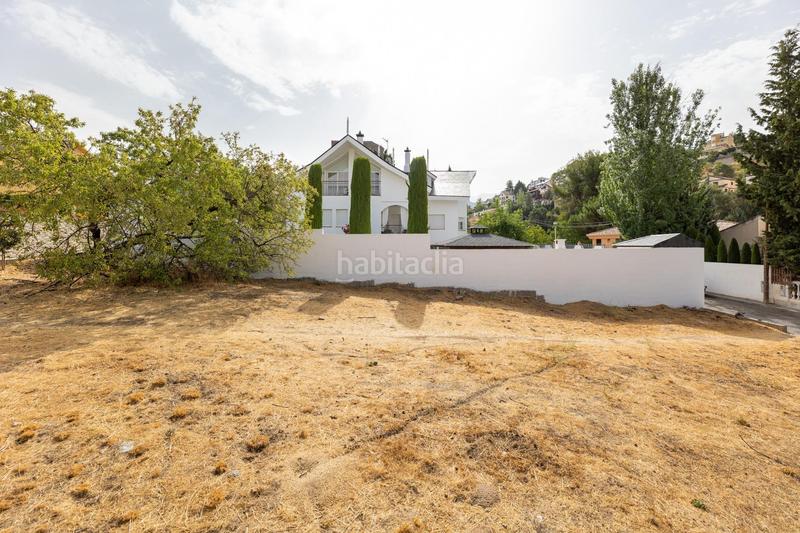 Foto 850088ec-ee7d-4f81-a0f2-e7298e14c8af. Terreno residencial en calle calle del cerrillo redondo magnífico solar en Cumbres Verdes en Zubia (La)