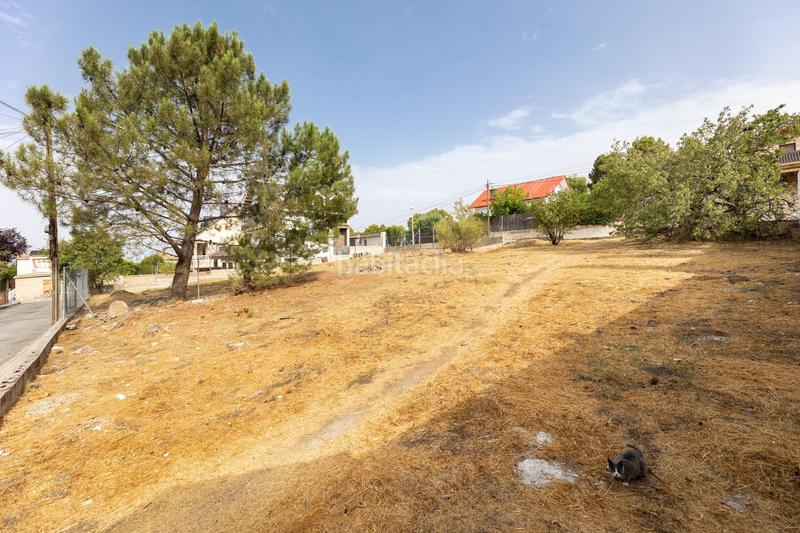 Foto 893b1e0d-f101-488c-ae3a-f224cb114ce3. Terreno residencial en calle calle del cerrillo redondo magnífico solar en Cumbres Verdes en Zubia (La)