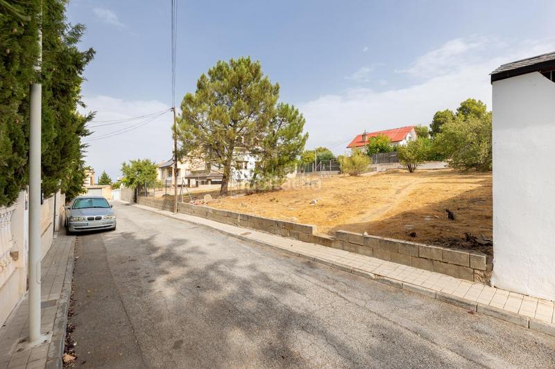 Foto affa01af-b6e3-4aff-adfa-565be65b08c8. Terreno residencial en calle calle del cerrillo redondo magnífico solar en Cumbres Verdes en Zubia (La)