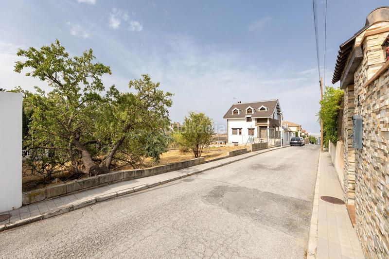 Foto e099e7e0-4336-4671-b100-dfbc8778fec9. Terreno residencial en calle calle del cerrillo redondo magnífico solar en Cumbres Verdes en Zubia (La)