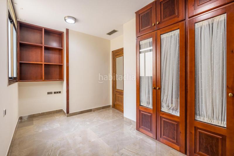 Foto 4c9ddb31-2287-4132-b149-84e030b27c12. Piso fantastico piso en angel ganivet en San Matías - Realejo Granada