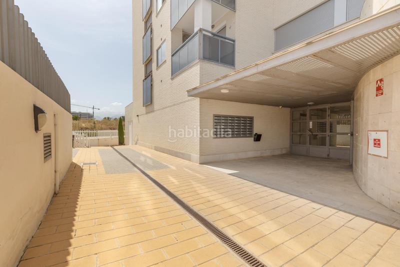 Foto 238c470f-d055-4991-bc3e-ddafbd8eecb7. Piso fantástica vivienda con terraza junto al gimnasio we! en Granada