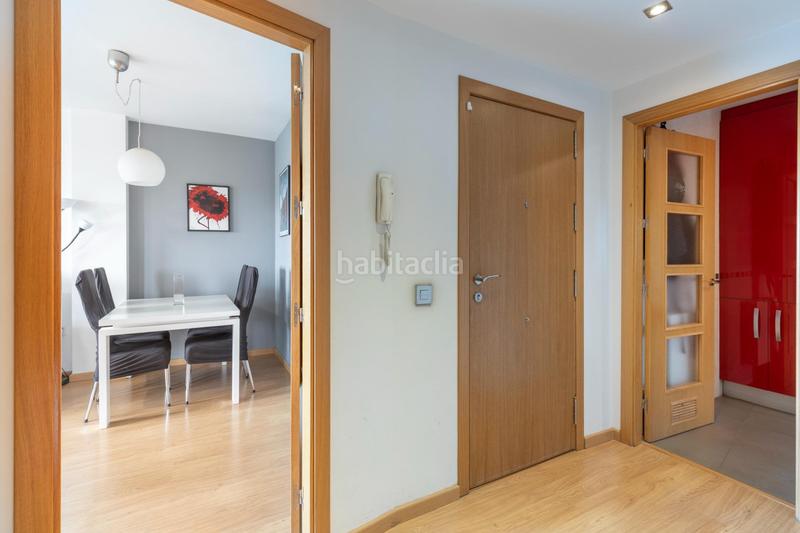 Foto 83986329-f3af-4961-b27a-82c8f64d5ea8. Piso fantástica vivienda con terraza junto al gimnasio we! en Granada