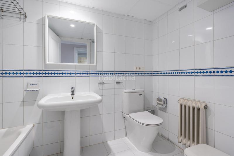 Foto 3b7eccc7-ab62-44b0-952e-93772aeb3ec6. Alquiler piso fantastico piso junto al hospital inmaculada!! en Granada