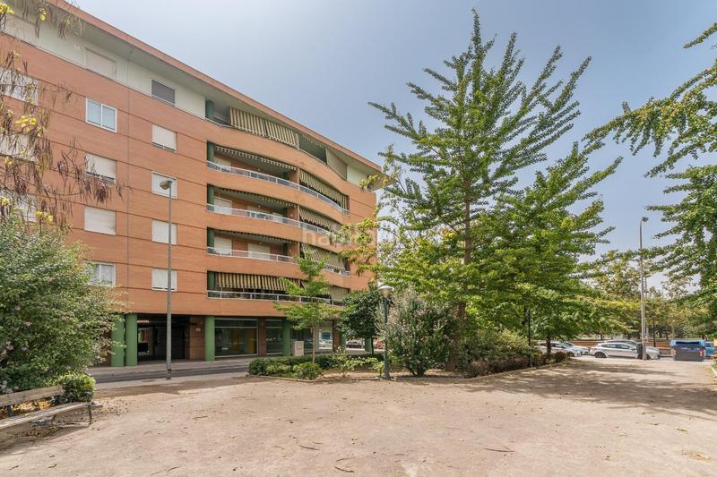 Foto a581502e-6bd9-4aab-a660-531e07f8f3d1. Alquiler piso fantastico piso junto al hospital inmaculada!! en Granada