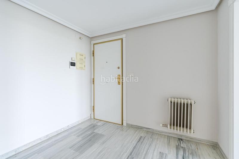 Foto b0dc4d3e-fb72-401b-b6c4-a14fab96951b. Alquiler piso fantastico piso junto al hospital inmaculada!! en Granada