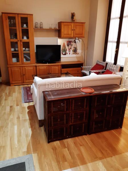 Foto bcf3f740-bf1f-4f7e-9306-efe933e86bbc. Alquiler piso  junto a gran via!! en Centro - Sagrario Granada