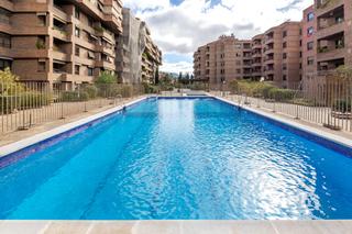 Piso  Avenida divina pastora 7 bloque 2 7. Pisazo en venta en triunfo jardin!!!!!!!
