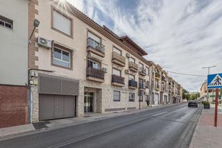 Miete Etagenwohnung in Ogíjares. Piso de dos dormitorios en ogijares