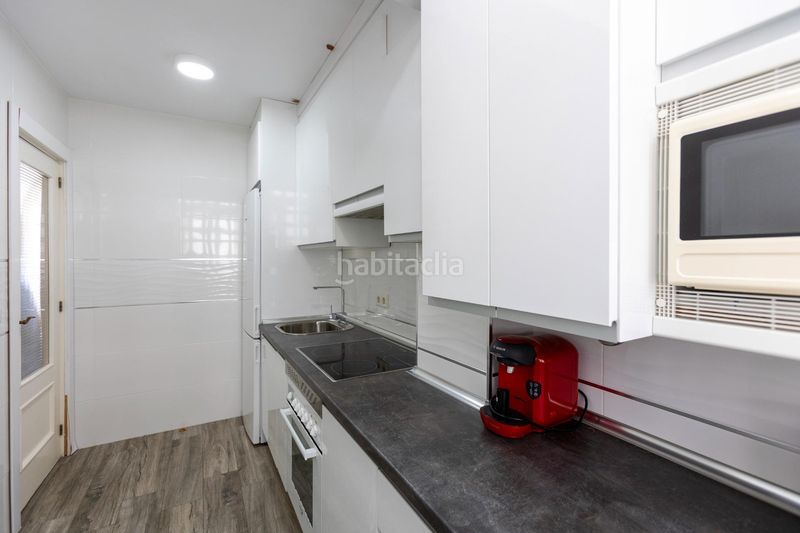 Foto 5ce2cc4f-7f24-4710-afb8-64c9a1c6f2d0. Casa adossada amb aparcament piscina a Velilla - Velilla Taramay Almuñécar