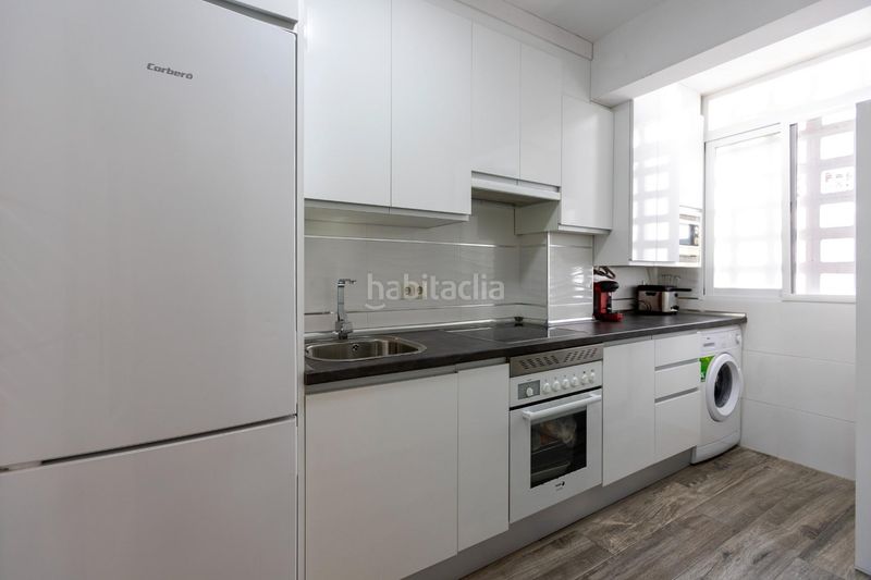 Foto e346d04b-0bba-4ad7-82d1-6d9b620a119c. Casa adossada amb aparcament piscina a Velilla - Velilla Taramay Almuñécar