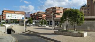 Aparcament cotxe a Fígares. Plaza de garaje en neptuno
