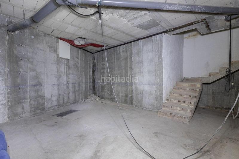 Foto fc279d5e-e8a9-4a60-ace0-1b6fd31150ad. Lloguer local comercial a san juan de dios 36 a Centro - Sagrario Granada