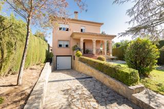 Xalet  Avenida avenida del carmen, 51 51. Tu oasis privado en urb. el ventorrillo chalet con piscina y zon