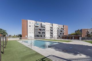 Rent Flat in Carretera de Granada-La Alcazaba. Piso de dos dormitorios en novosur!!