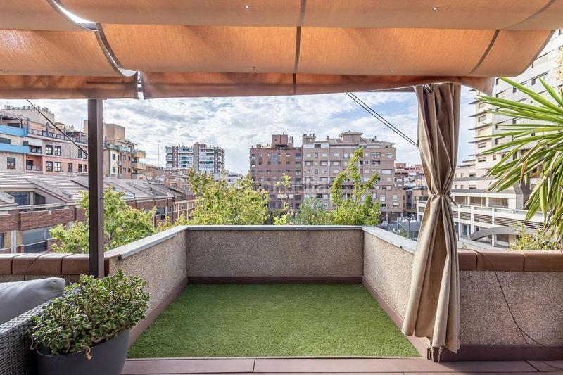 Foto 45a1adec-7f37-4e51-9563-51d02f3690a3. Zweistöckige wohnung in plaza de san lazaro 15 in Granada