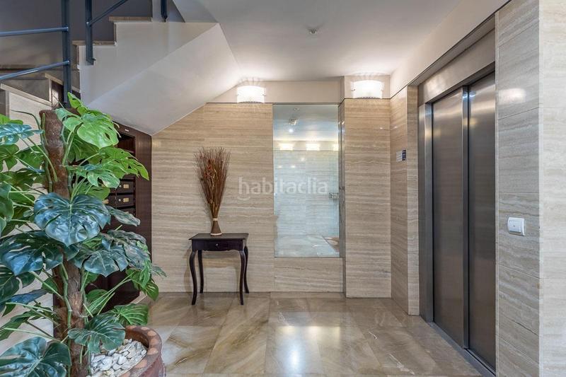 Foto 6579b1d2-7b52-424c-8b2c-82ca988c677e. Zweistöckige wohnung in plaza de san lazaro 15 in Granada