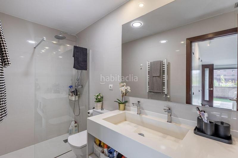 Foto 6e72a409-1a68-49e2-bfa2-c5d0d459863f. Zweistöckige wohnung in plaza de san lazaro 15 in Granada