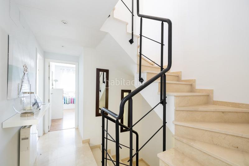 Foto 4a8ce72d-39a2-4f50-8f87-cd164198d712. Xalet amb calefacció aparcament piscina a San Francisco - El Chorrillo Gabias (Las)